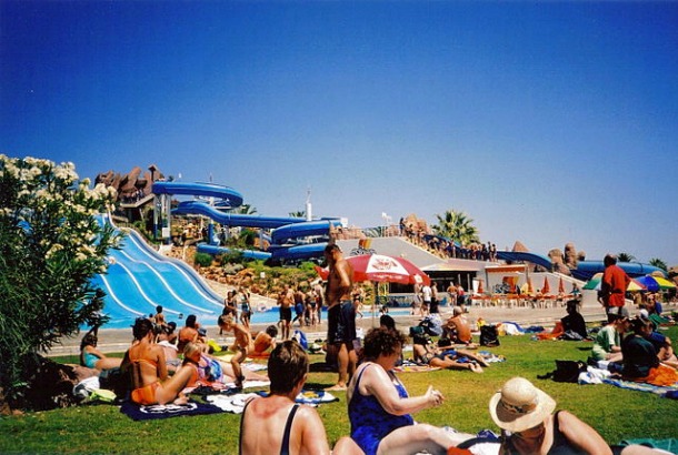 fasouri-watermania-water-park1